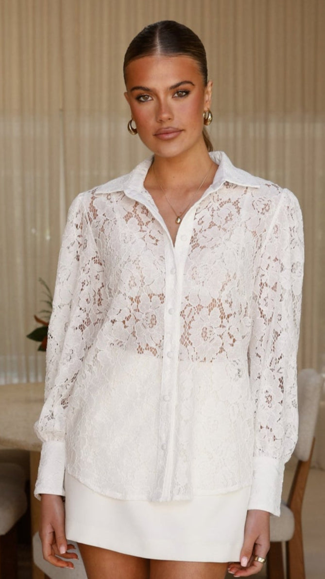 Lunivé | Vivian Lace Top