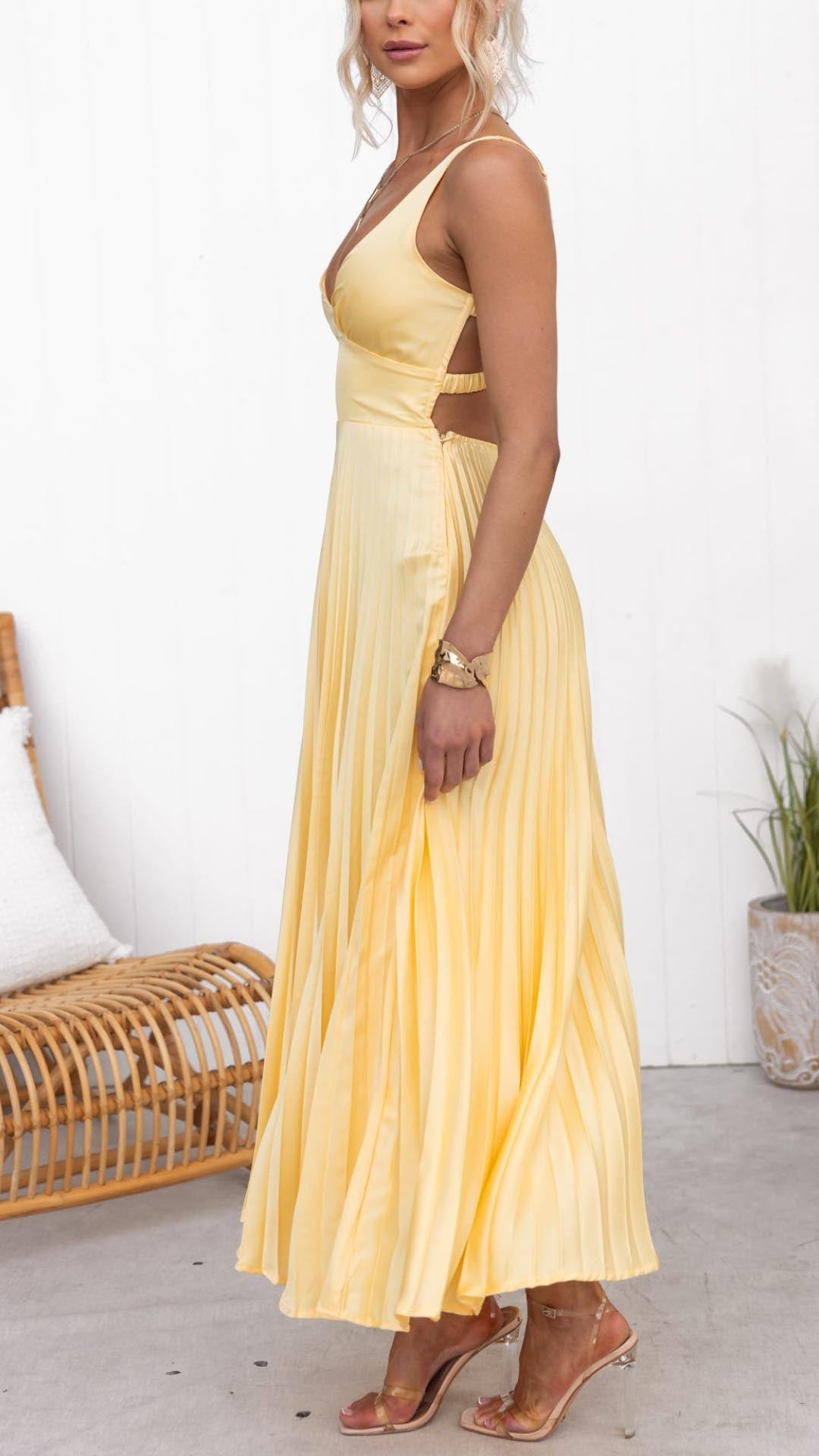 Florence | Dress with V-Neck
