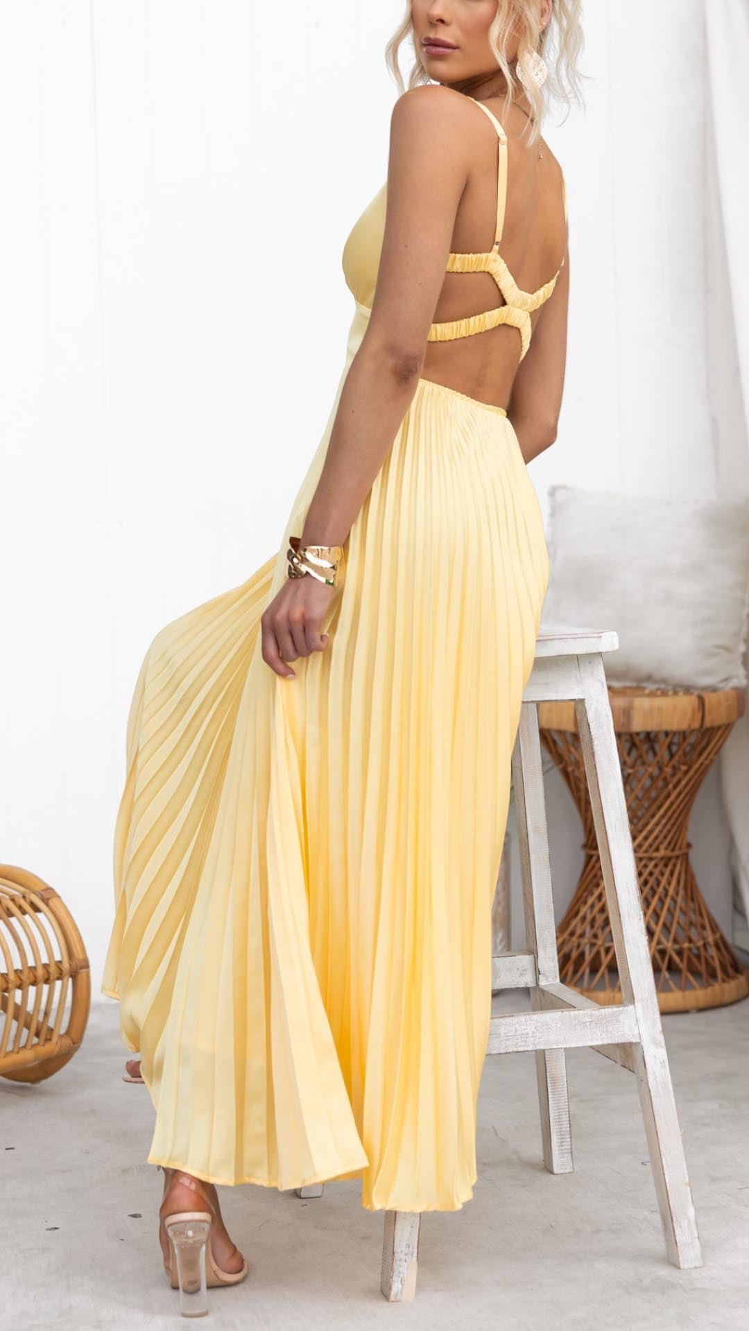 Florence | Dress with V-Neck