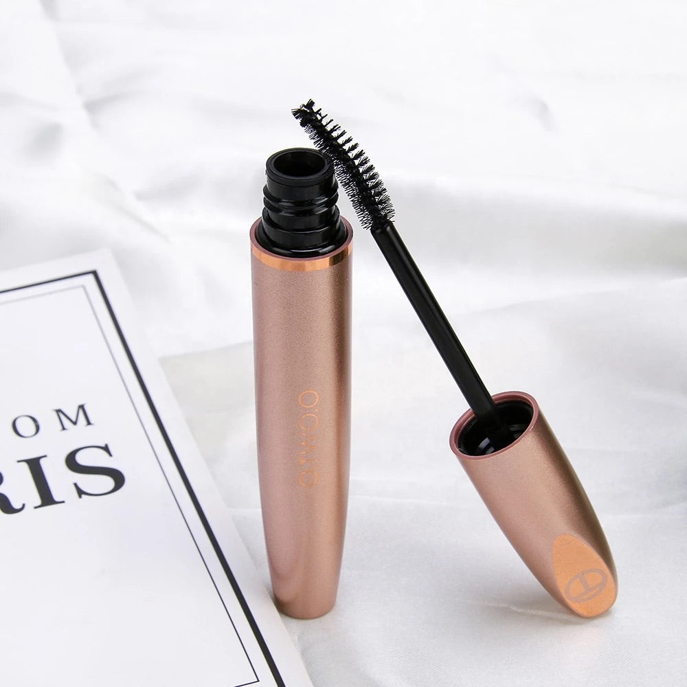 Lunivé™ | Colossal Curl & Length Mascara